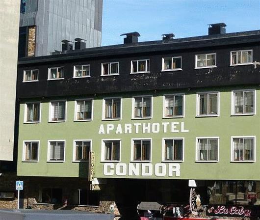 Mikka-condor * Pas de la Case